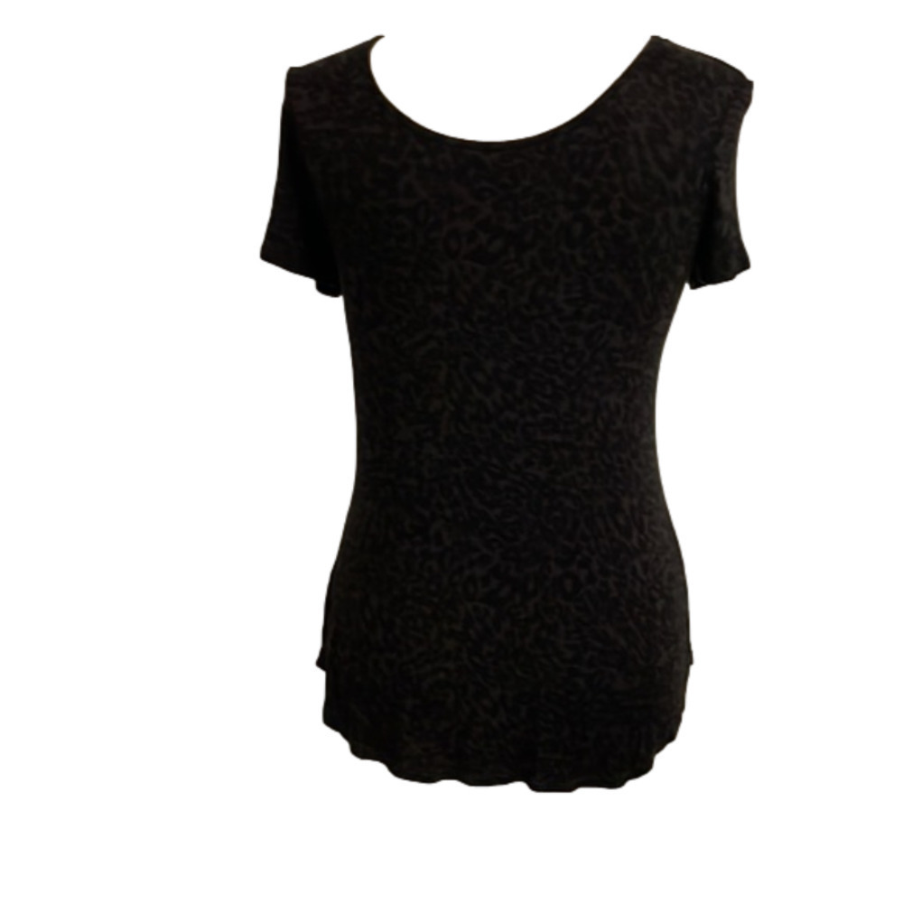 MAURICES black women’s short sleeve blouse Size S